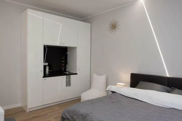 Novel Apartment Warsaw